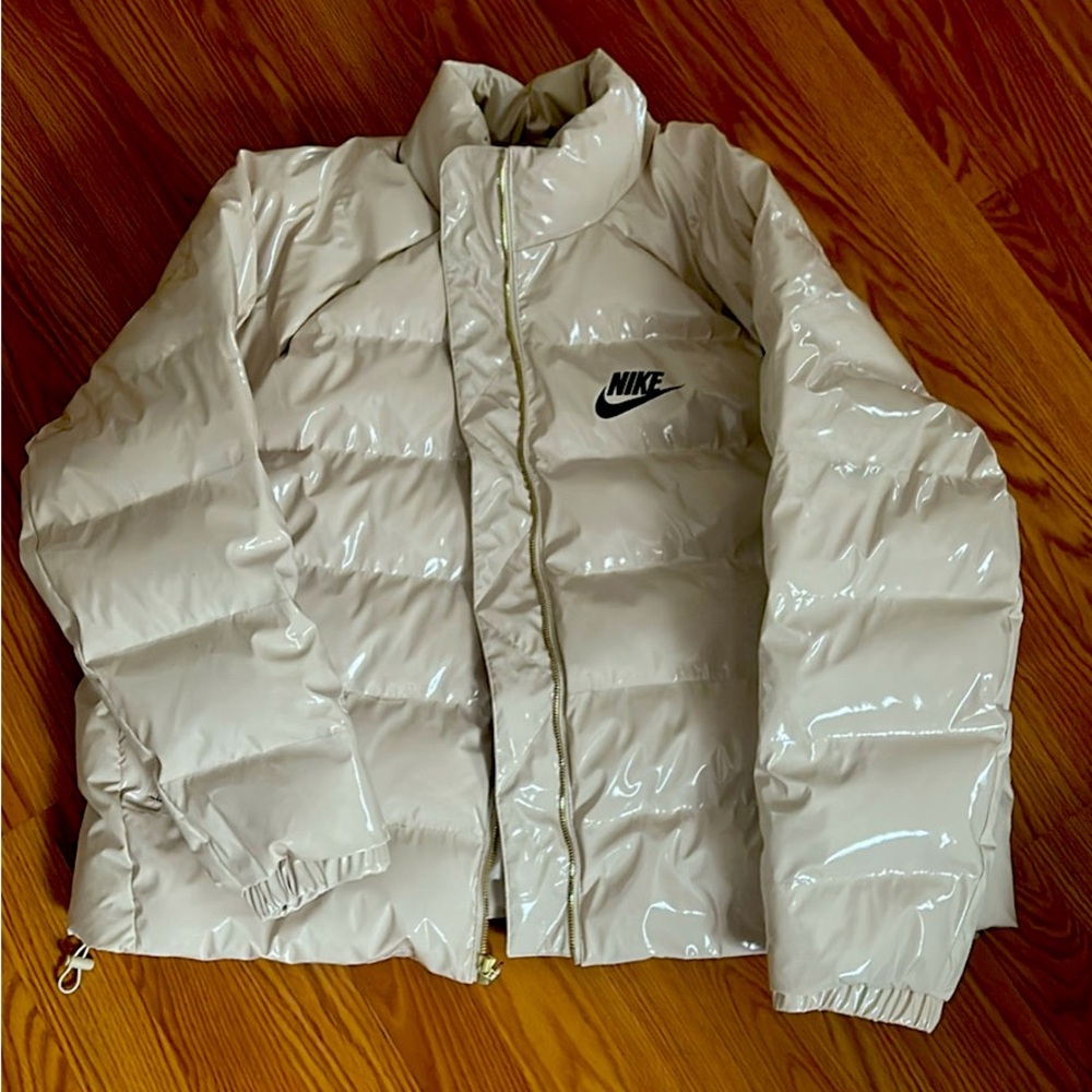 Nike puffer jacket